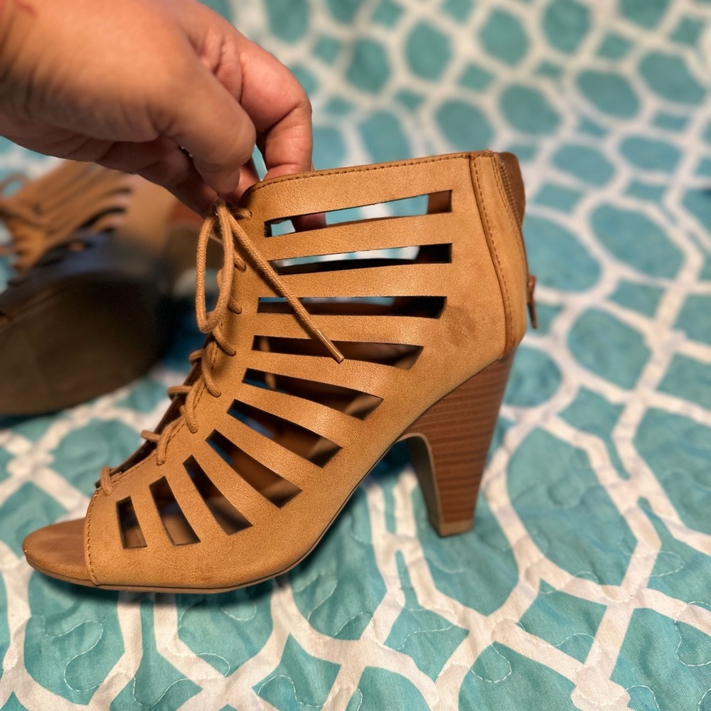 Cute sandals - Picture 5 of 5